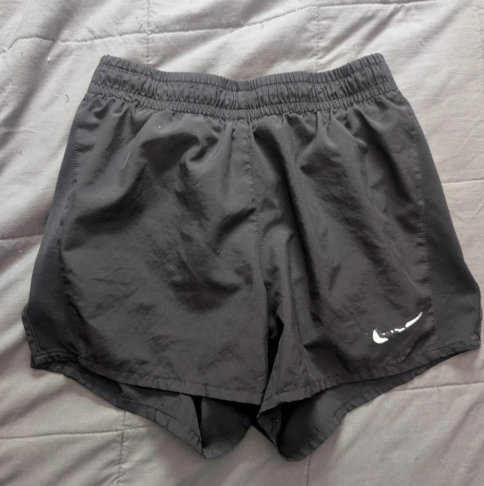 Nike Dri-Fit Black Shorts, Lined, Girls Large